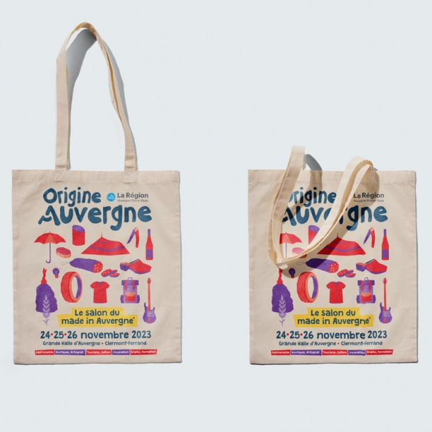 Tote bag